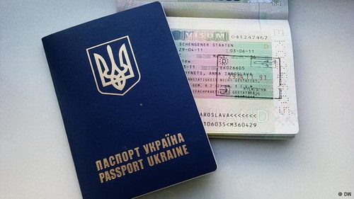За рік Євросоюз скасує візи для українців. Якщо боротися з корупцією