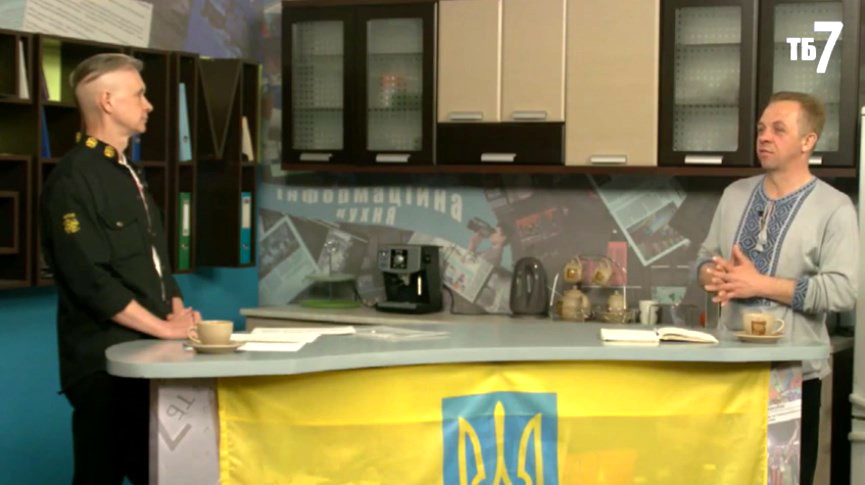 Ігор Каганець і Анатолій Кривонос обговорюють дію Живого Слова