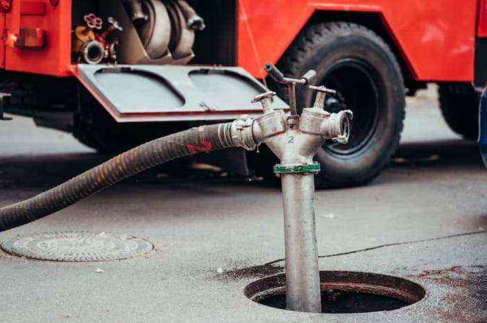 Вибір насадок для прочисної машини: як отримати максимальну ефективність для різних типів забруднень