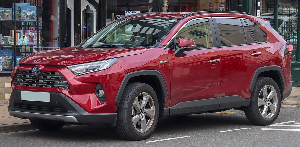 Обзор особенностей Toyota RAV4 2021 года