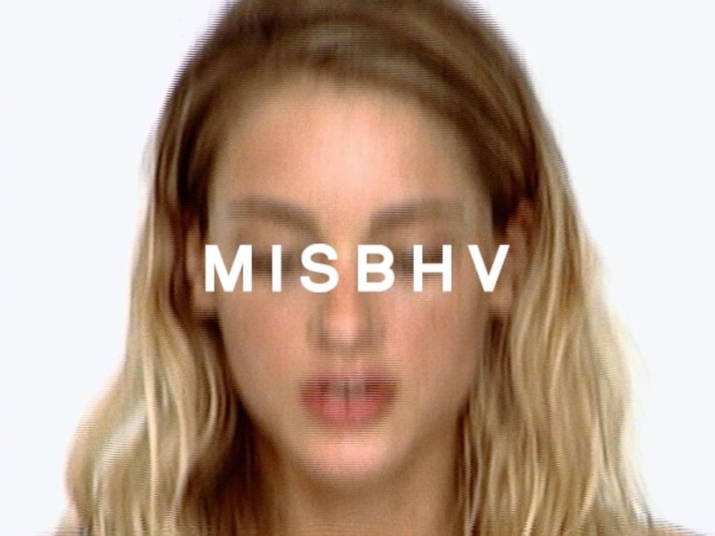 На стыке streetwear и высокой моды: чем привлекают стильные луки MISBHV