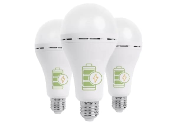 Автономне освітлення для дому: як вибрати LED-лампу з акумулятором