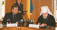 Як міністерство “піклується” про духовне здоров’я нації