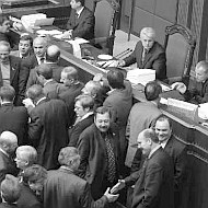 Вихід з політичної кризи. Янукович не президент