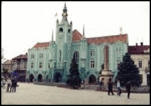 Міліція хоче заарештувати родича Медведчука