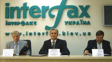 Полiтичнi партiї та органiзацiї, що не беруть участi у виборах, iнiцiюють скликання Конституцiйних зборiв