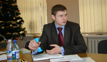 Українська політична журналістика: професіонали чи обслуга влади? 