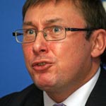 Луценко виступає за відновлення смертної кари через розстріл