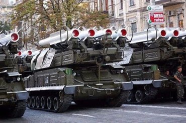 Шпигуни і зрадники продовжують знищувати Українську армію!