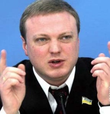 ВИКРИТО ЩЕ ОДНОГО НЕДОТОРКАНОГО ЗРАДНИКА І ВОРОГА УКРАЇНСЬКОГО НАРОДУ: Депутат від БЮТ Святослав Олійник