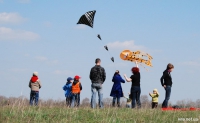 Час проВІТРИтися-2011!  Повітряні змії у Вишгородському степу.  