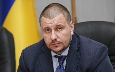 Міністр доходів і зборів Олександр Клименко. Про що ж він так думає? Може, про запровадження податку на повітря