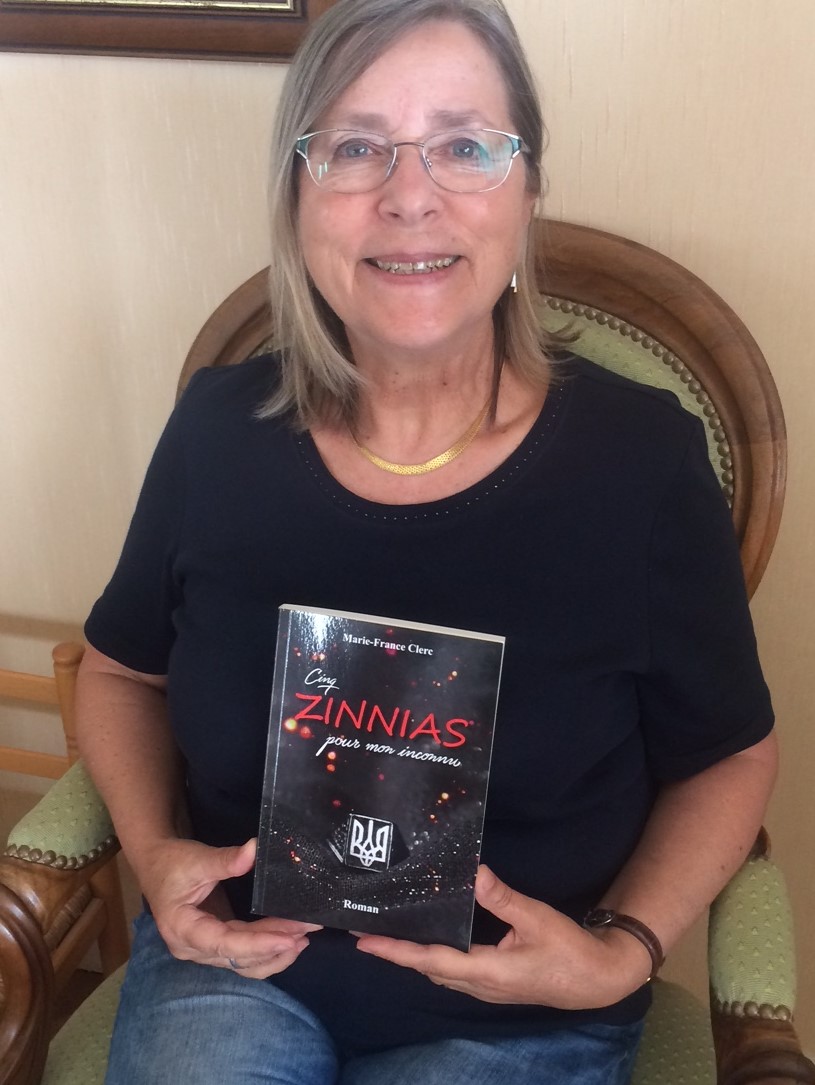 Марі-Франс Клєр (Marie-France Clerc), авторка книжки «П'ять майорців для свого невідомого» («Cinq zinnias pour mon inconnu»)