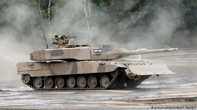 Німецький основний бойовий танк "Леопард". © dpa