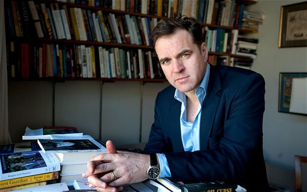 Ніл Ферґюсон (Niall Campbell Douglas Ferguson; 1964 р.н., Шотландія) 
