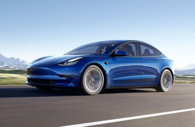 П’ять функцій Tesla, які здаються магією, але вже працюють