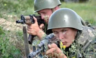 Якою повинна бути армія в Україні