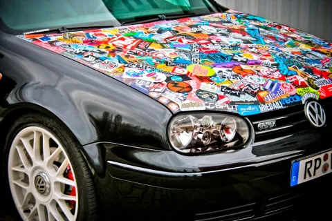Sticker Bombing – новомодное движение