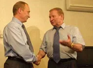 Кучму на переправі не міняють?