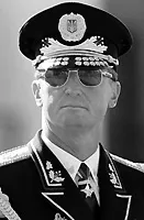 Мертвий Юрій Кравченко
