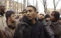 Нахабству нелегальних мігрантів немає меж
