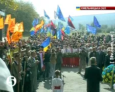 Хмельниччина вшанувала Романа Шухевича