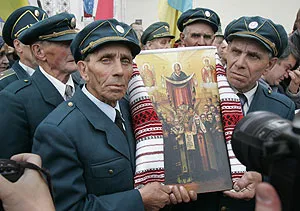 «А ми тую червону калину підіймемо...»  