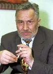 Життя триває, точиться війна