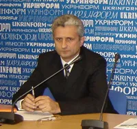Українці стомились від компрадорської демократії і бажають сильного авторитетного лідера