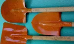 Таємниця зниклих лопат: знов руки еліти?