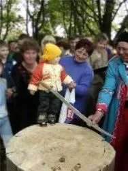В Умані підліток написав на паркані антисемітські гасла