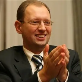 Добра новина! Самоліквідація проекту Яценюк