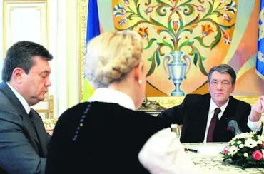 Ющенко закликає урядовців зробити собі щеплення «на очах всієї нації» і подати приклад