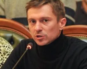 До квартири батьків організатора Майдану ломилася міліція