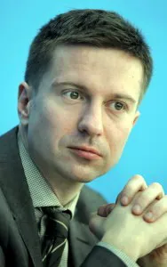 В Україні шукають три мільйони підписів за відставку Януковича