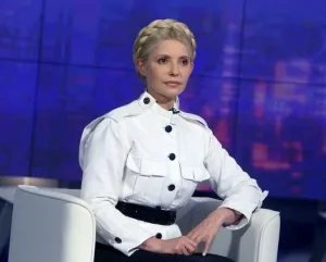 Удар у відповідь: Тимошенко затягає владну верхівку по іноземних судах