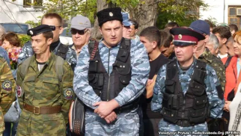 Учасники «Російського маршу», Сімферополь, 4 листопада 2013