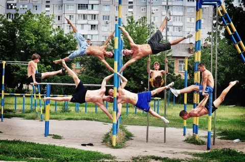 Радіймо, ейнгерії!
