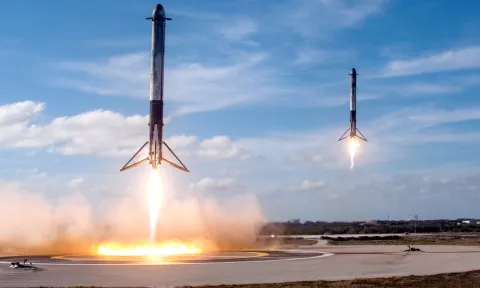 Приземлення ракет SpaceX Falcon Heavy