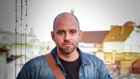 Павло Казарін
