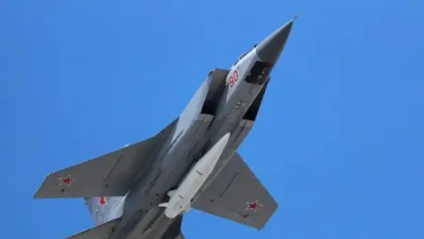 Українські повітряні сили збили російську ракету "Кинджал" / AP