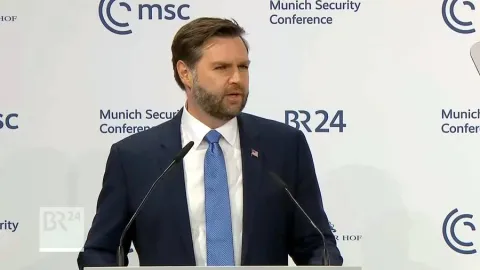 Джеймс Девід «Джей Ді» Венс (англ. James David "JD" Vance, 1984 р.н.) 