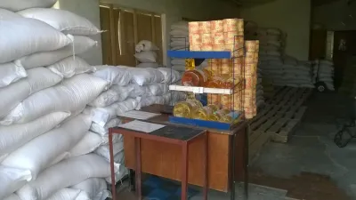 Ласкаво просимо! Свій до свого по своє!