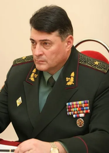 Зять екс-міністра оборони повернувся на посаду начальника Головного управління оперативного планування