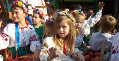 Дух, мова, раса