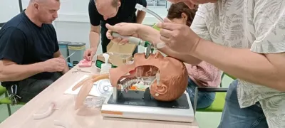Kurs pierwszej pomocy Bydgoszcz Medyk Szkolenia – Zdobądź umiejętności, które mogą uratować życie!