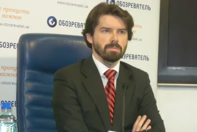 Уряд із Нацбанком приносять економіці більше шкоди, ніж Євромайдан