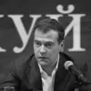 Медведєв хоче сам використовувати армію за межами Росії 