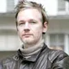 Ассанж добровільно з’явився в Скотланд-Ярд і прибув до лондонського суду