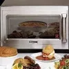 Їжа з мікрохвильовки провокує рак крові й шлунка